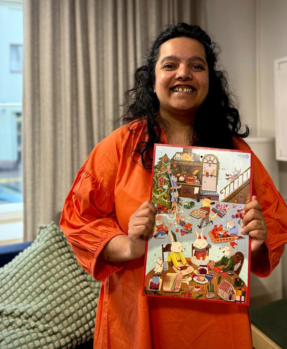 Kalenterin kuvittaja Parvati Pillai.